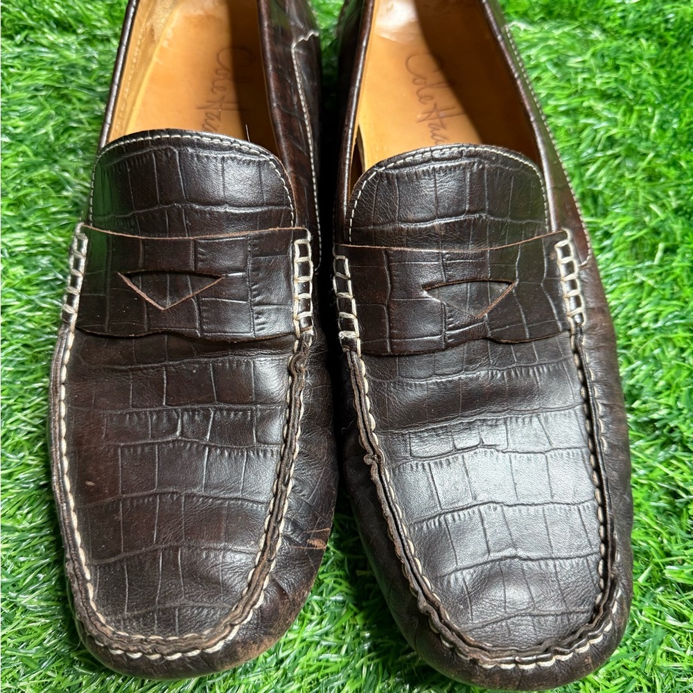 Cole Haans Men's Brown Loafers size 10.5 see pictures